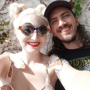 Meet your Posher, Behtsee